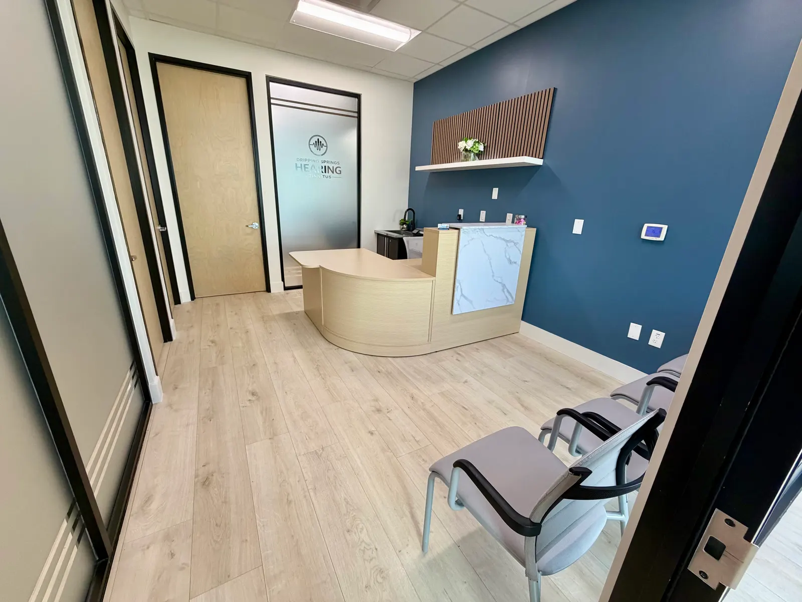 The front desk and waiting area at Dripping Springs Hearing & Tinnitus